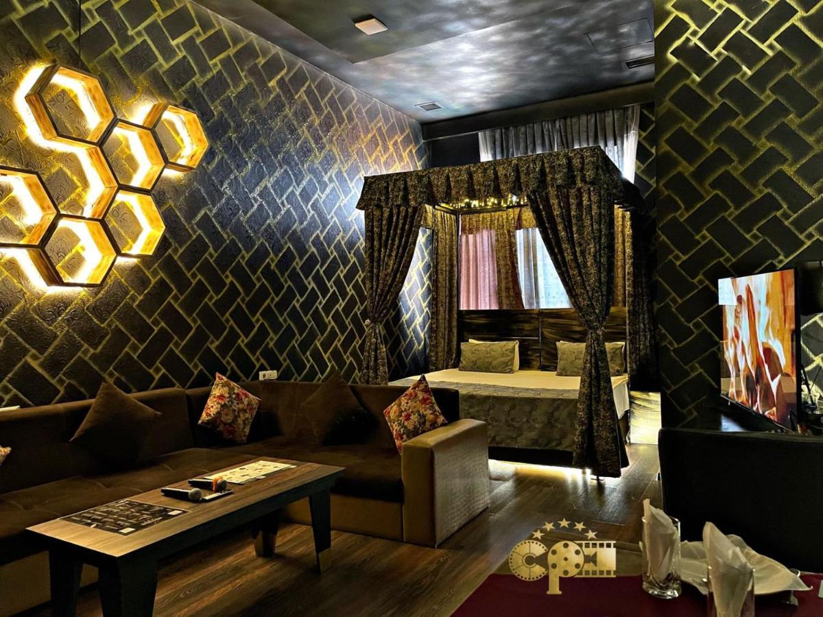 Cinema Plaza Hotel Baku Luaran gambar